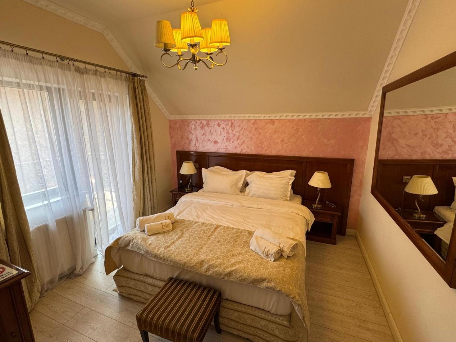 Hego (Adults Only) Hotel Hunedoara Eksteriør billede